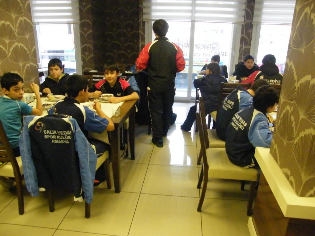 Egemen Hotel Mersin  Luaran gambar